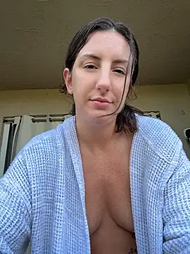 sweetsirenn online show from 27, 7, 2026