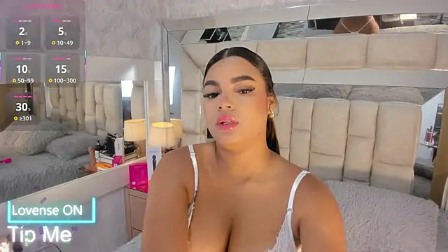 Snapshot of VICTORIAGRAYS chatting on 26, 9, 2025 VICTORIAGRAYS online show from 26, 9, 2025