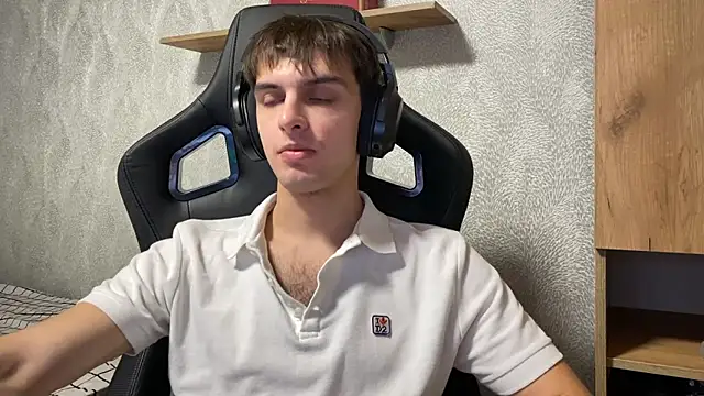 elliot scott online show from 7, 10, 2025