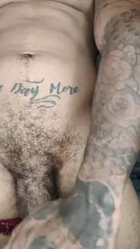 Snapshot of David_tatto1 chatting on 28, 4, 2026 David tatto1 online show from 28, 4, 2026