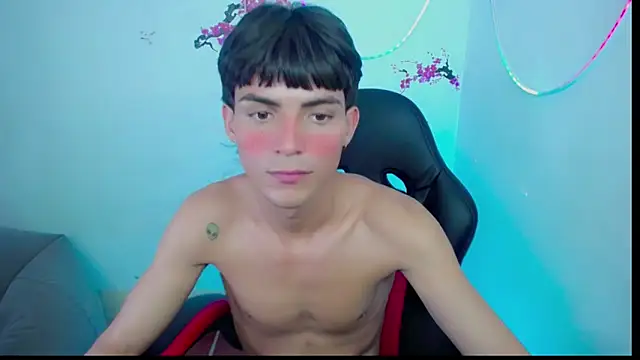 Thommy cute online show from 16, 11, 2025