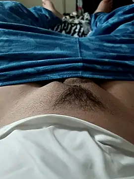 Snapshot of Ravenvodka chatting on 3, 11, 2025 Ravenvodka online show from 3, 11, 2025