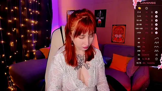 deboramoore online show from 26, 9, 2025