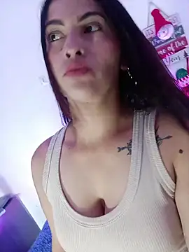 Snapshot of Fox_Roxxan chatting on 7, 1, 2026 Fox Roxxan online show from 7, 1, 2026