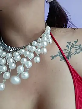 Snapshot of Fox_Roxxan chatting on 8, 2, 2026 Fox Roxxan online show from 8, 2, 2026