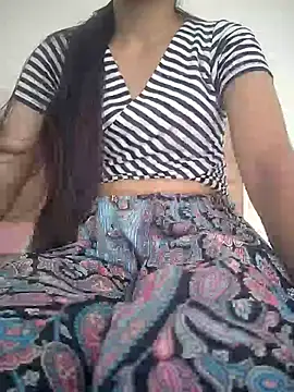 Snapshot of sneha_88 chatting on 16, 9, 2025 sneha 88 online show from 16, 9, 2025