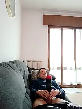 Alessio1987 online show from 6, 2, 2026