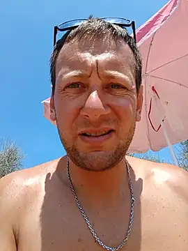 Snapshot of Alessio1987 chatting on 19, 7, 2026 Alessio1987 online show from 19, 7, 2026