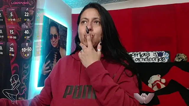 Snapshot of holydeath_1 chatting on 24, 6, 2026 holydeath 1 online show from 24, 6, 2026