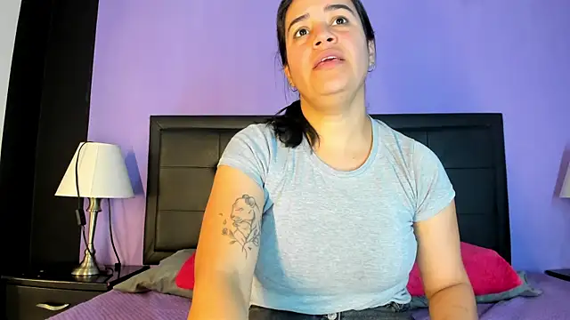 GreciaFox1 online show from 8, 7, 2026