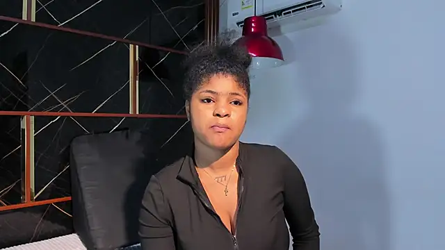 Snapshot of HannyThompson chatting on 3, 6, 2026 HannyThompson online show from 3, 6, 2026