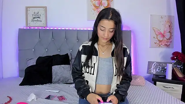 Miss-Alicia online show from 18, 3, 2026