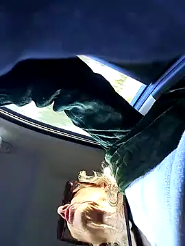 Snapshot of clarabell4 chatting on 12, 11, 2025 clarabell4 online show from 12, 11, 2025