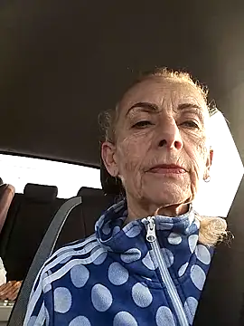 Snapshot of clarabell4 chatting on 9, 2, 2026 clarabell4 online show from 9, 2, 2026