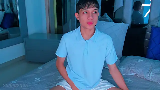 Sebax Young online show from 25, 9, 2025