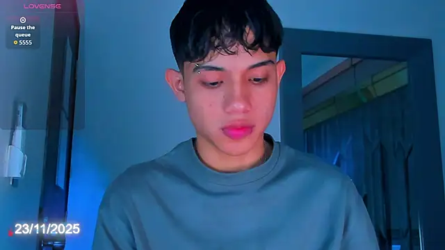 Sebax Young online show from 23, 11, 2025