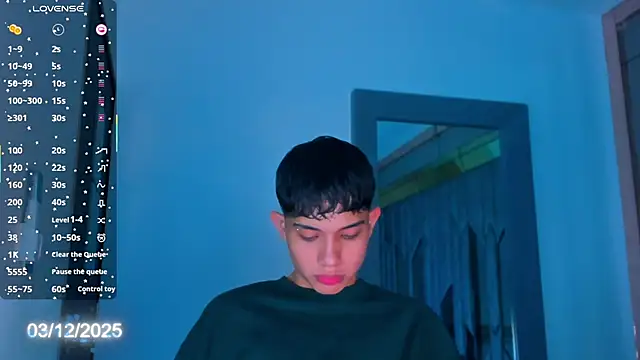 Sebax Young online show from 3, 12, 2025