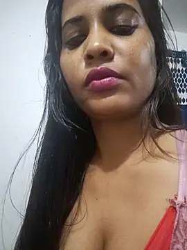 Snapshot of cute_radhikaa chatting on 8, 4, 2026 cute radhikaa online show from 8, 4, 2026