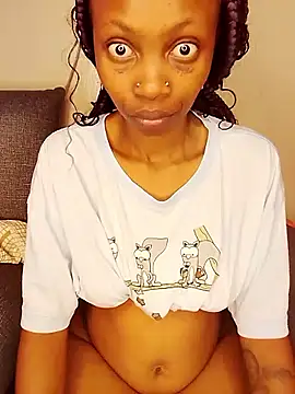 SeffieLucy online show from 9, 9, 2025