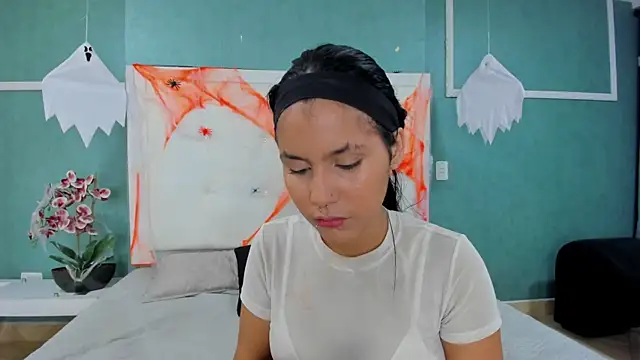 ania gomez online show from 1, 11, 2025