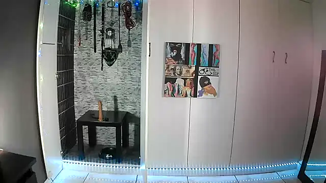 Snapshot of BaDSubMiss chatting on 31, 10, 2025 BaDSubMiss online show from 31, 10, 2025