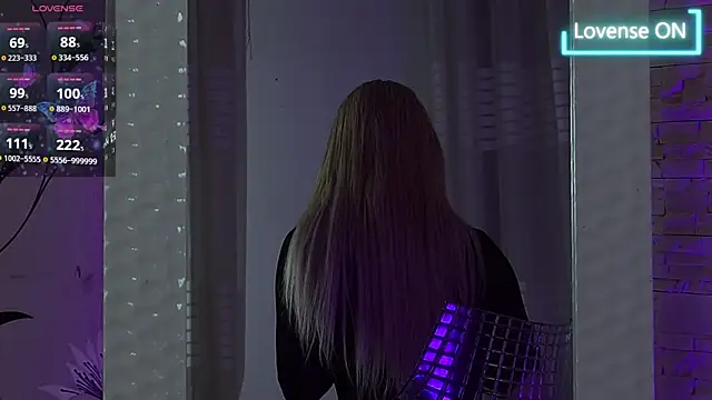 LucyLextonX online show from 29, 9, 2025