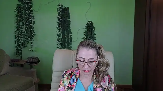 Habibi Honeyy online show from 18, 10, 2025