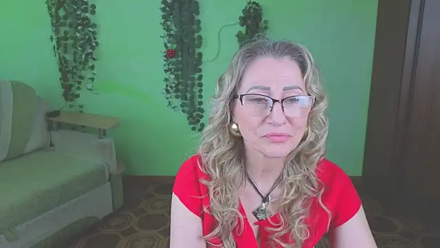 Snapshot of Habibi_Honeyy chatting on 7, 6, 2026 Habibi Honeyy online show from 7, 6, 2026