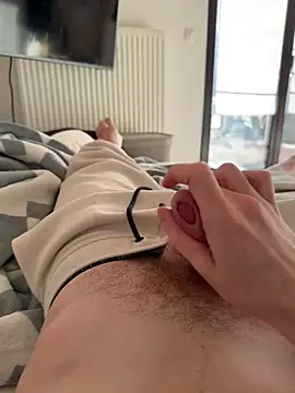 Djibi77 online show from 11, 1, 2026