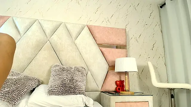 Zoelucas online show from 17, 3, 2026