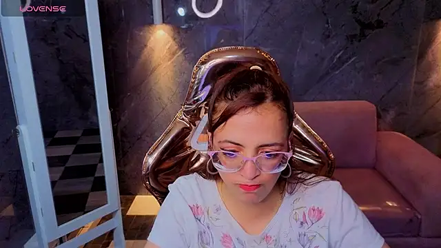 Snapshot of _Evoni_b chatting on 27, 11, 2025 Evoni b online show from 27, 11, 2025