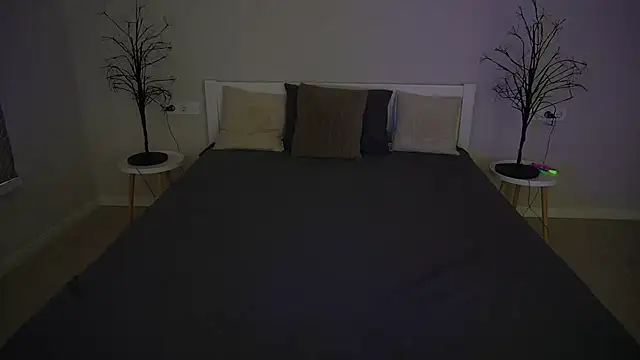 Snapshot of IvyLaurent chatting on 5, 10, 2025 IvyLaurent online show from 5, 10, 2025