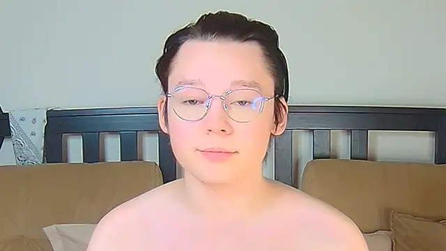 Snapshot of Derek_Carter chatting on 14, 10, 2025 Derek Carter online show from 14, 10, 2025