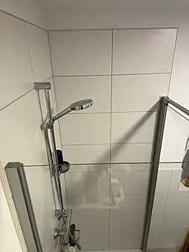 Snapshot of Bikergirl_97 chatting on 26, 11, 2025 Bikergirl 97 online show from 26, 11, 2025