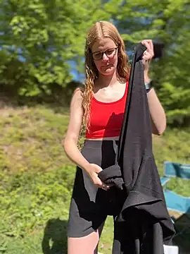 Bikergirl 97 online show from 22, 4, 2026