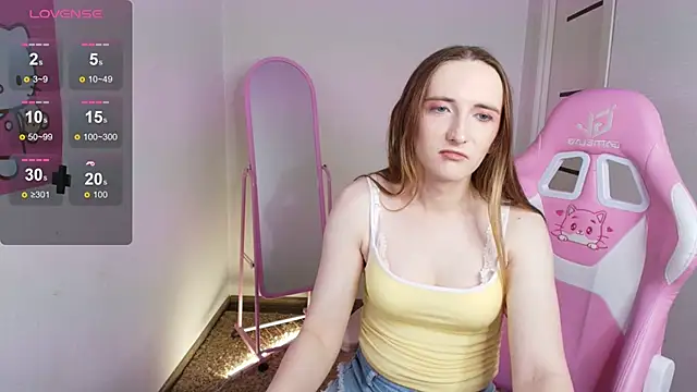 Vi Luxy online show from 10, 9, 2025