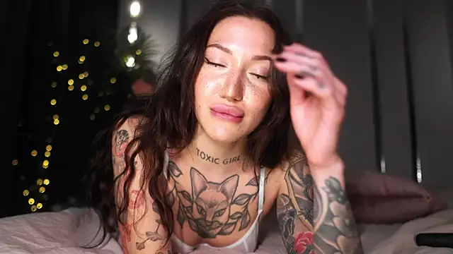 Snapshot of megamizuki chatting on 21, 11, 2025 megamizuki online show from 21, 11, 2025