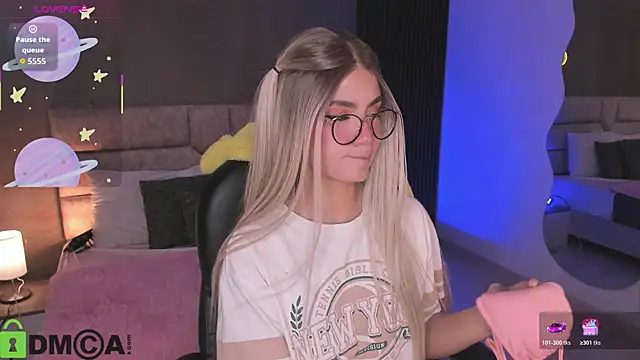 Arinextdoor online show from 20, 11, 2025