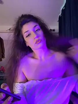 ScarletBloom  online show from 2, 10, 2025