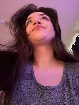 ScarletBloom  online show from 12, 10, 2025