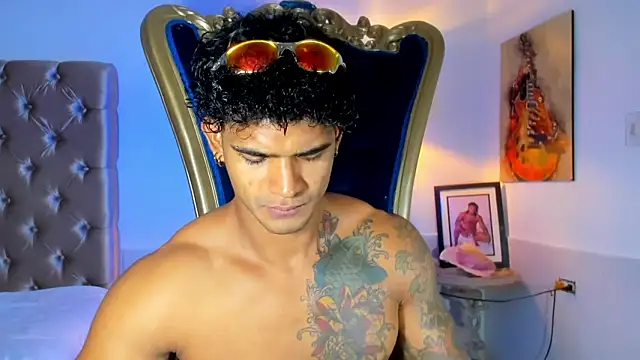 Snapshot of antonio__444 chatting on 6, 5, 2026 antonio 444 online show from 6, 5, 2026