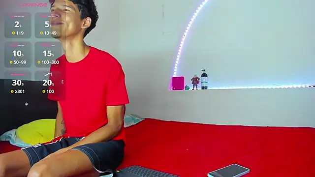 Snapshot of liaam_mendoza chatting on 30, 9, 2025 liaam mendoza online show from 30, 9, 2025