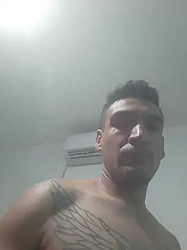 bigandstrong2217 online show from 19, 4, 2026