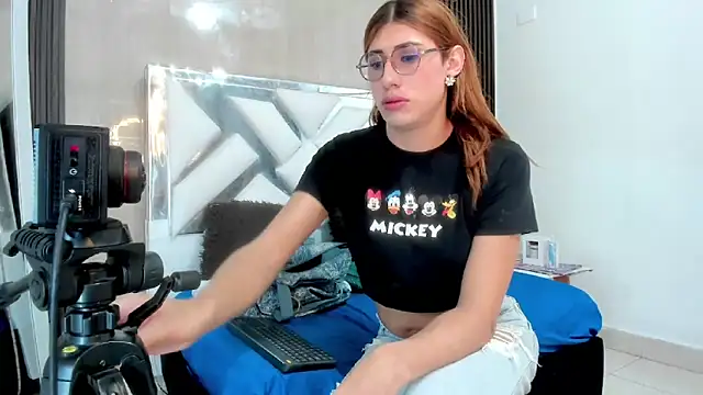 karen matwell online show from 2, 12, 2025