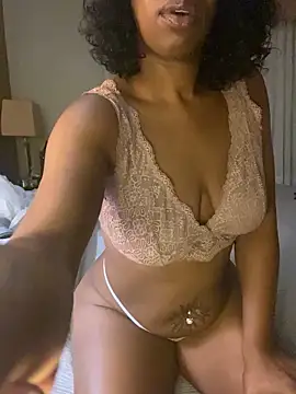 StaciDiamond online show from 10, 9, 2025