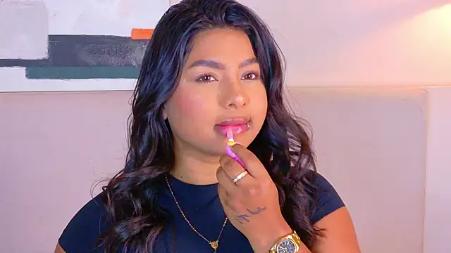 Snapshot of LanaRozz chatting on 7, 4, 2026 LanaRozz online show from 7, 4, 2026