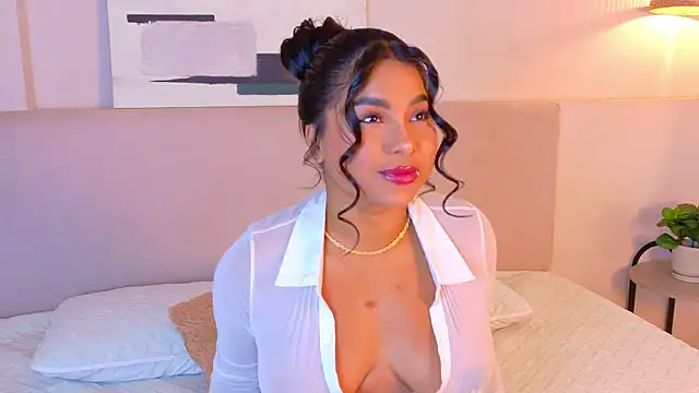 Snapshot of LanaRozz chatting on 8, 4, 2026 LanaRozz online show from 8, 4, 2026