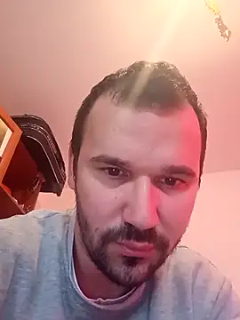 Snapshot of Ionut899@xh chatting on 1, 10, 2025 Ionut899xh online show from 1, 10, 2025