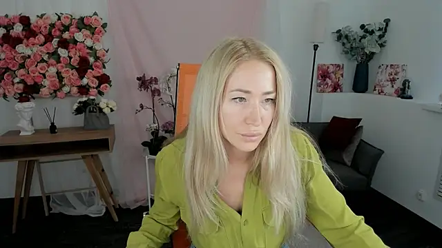 AstraMonroe online show from 1, 4, 2026