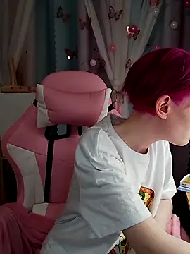 Fuzzy Unicorn online show from 23, 9, 2025